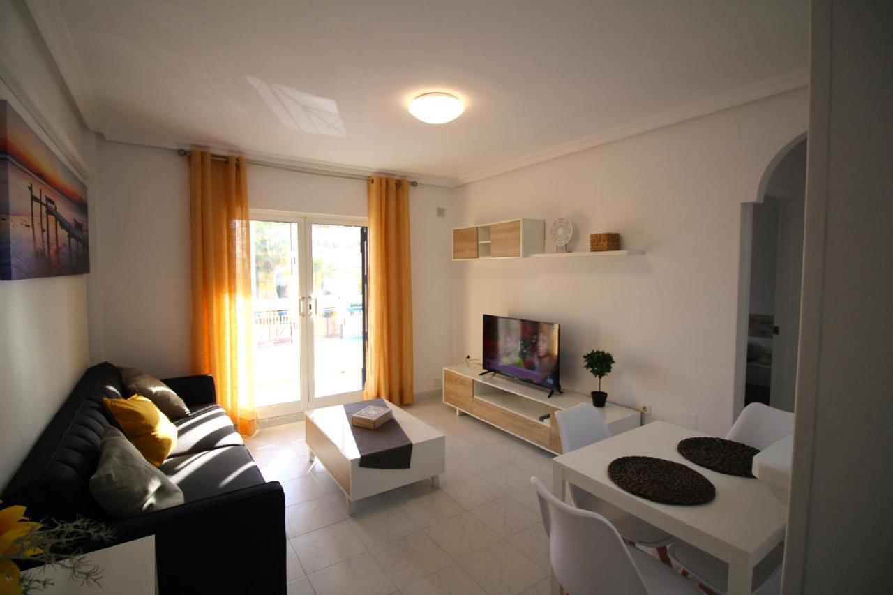 Apartamento Con Piscina En Urbanizacion Parquemar, La Mata, Torrevieja Aq-153 라 마타 외부 사진