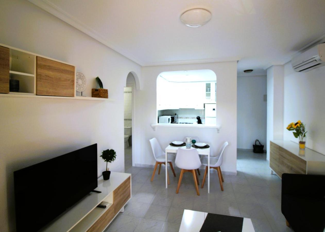 Apartamento Con Piscina En Urbanizacion Parquemar, La Mata, Torrevieja Aq-153 라 마타 외부 사진