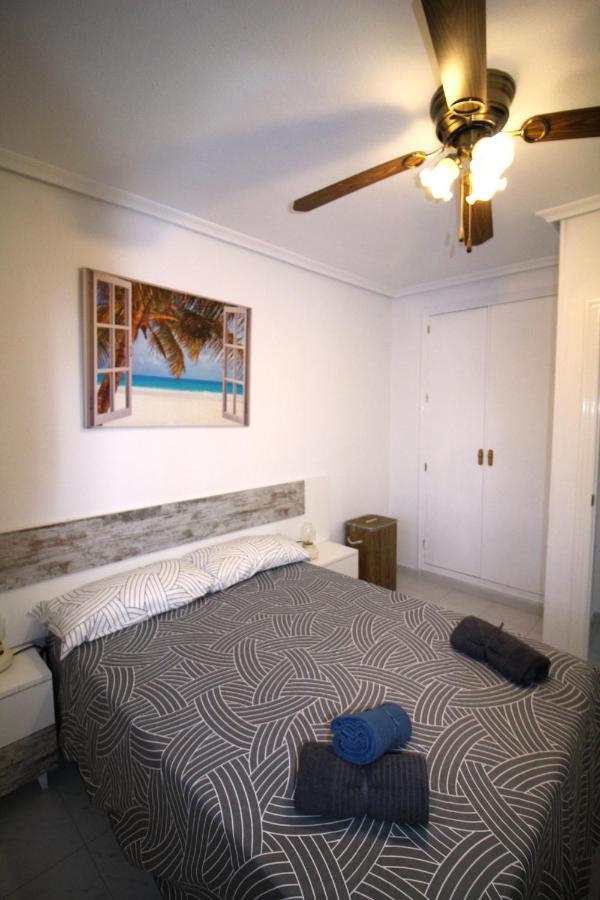 Apartamento Con Piscina En Urbanizacion Parquemar, La Mata, Torrevieja Aq-153 라 마타 외부 사진