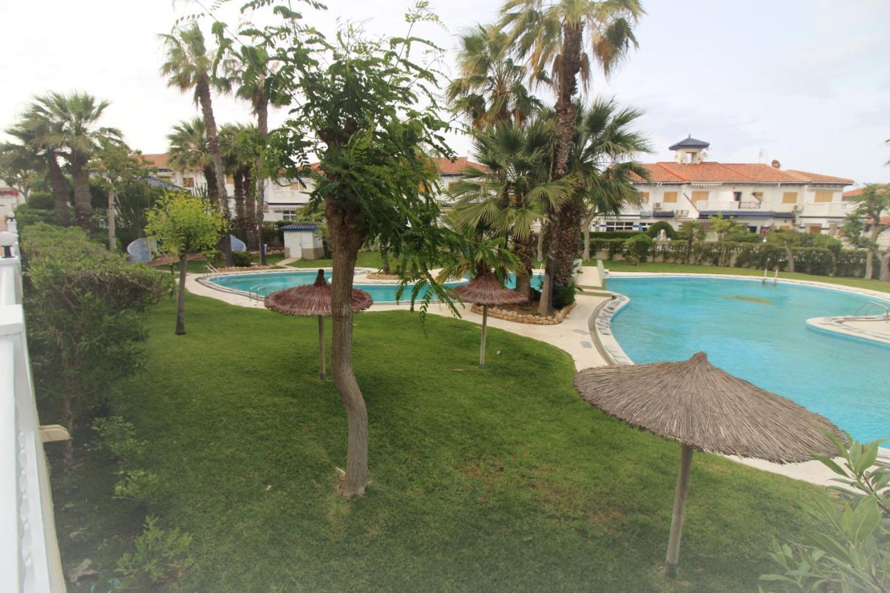 Apartamento Con Piscina En Urbanizacion Parquemar, La Mata, Torrevieja Aq-153 라 마타 외부 사진